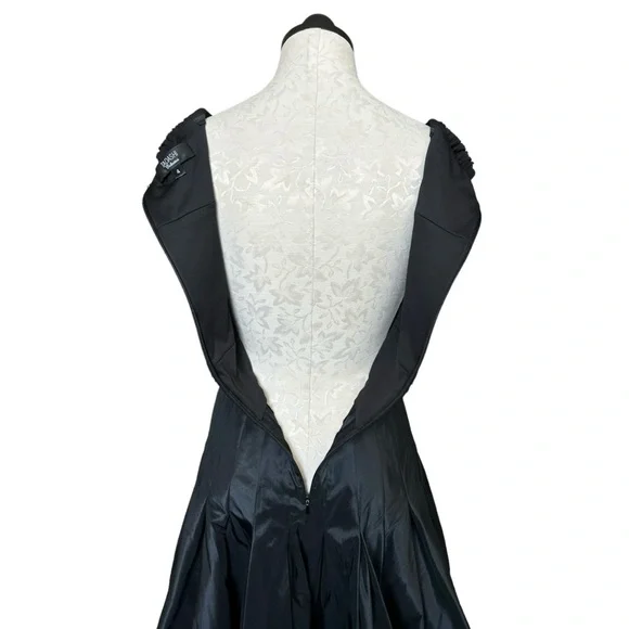Tadashi Collection Cocktail Dress Black Fit & Flare Draped & lTrumpet Size 4 - Picture 8 of 15